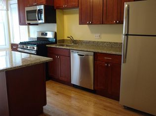 194 Chelsea St #2, Boston, MA 02128
