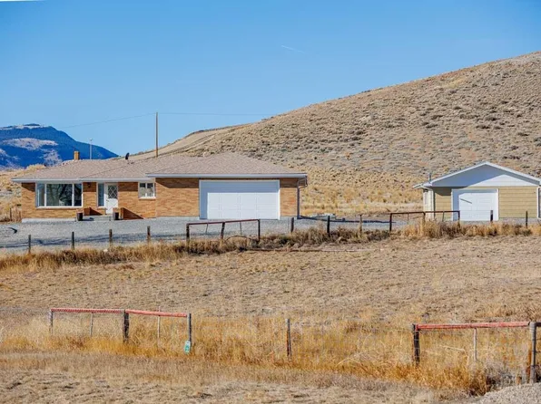17 Arrow Ave, Cody, WY 82414