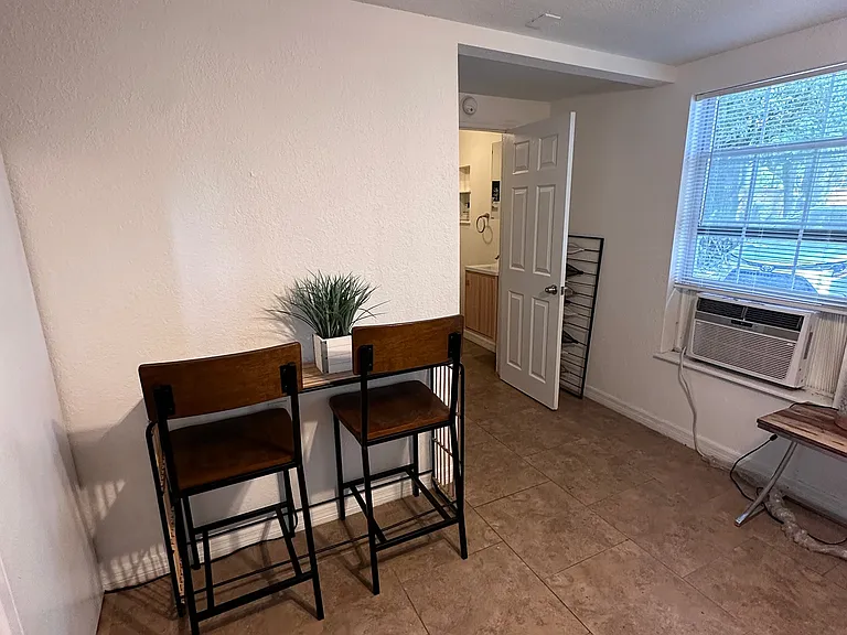 1303 E 17th Ave #D — Photo 4