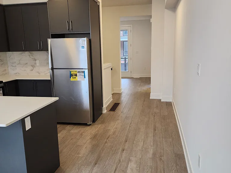 99 Roger St #33 — Photo 5