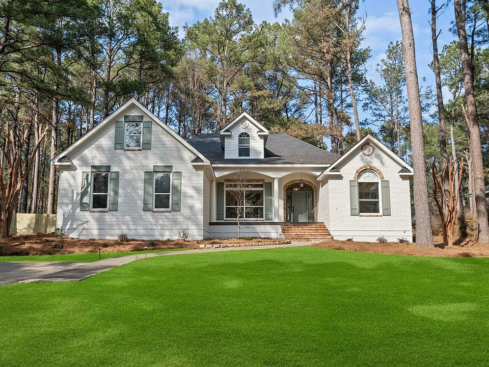 1st image of 18 Tuckahoe