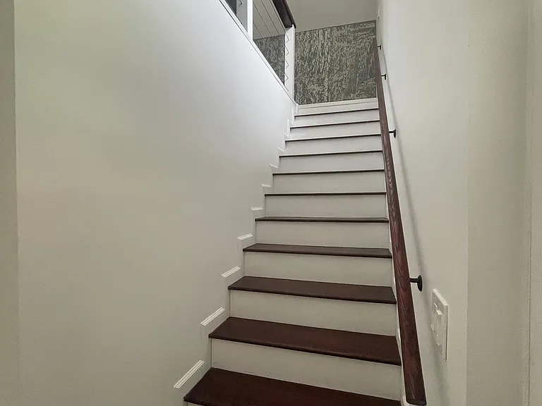 155 Grantwood Dr #2 — Photo 7