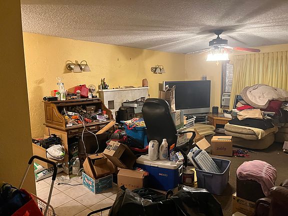 3rd image of 108 Powell Ln