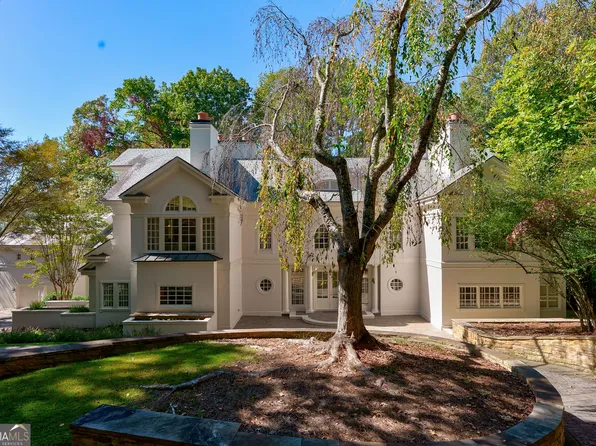 6655 Sweetwater Point, Flowery Branch, GA 30542
