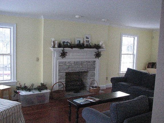 3rd image of 12 Caldwell Cir