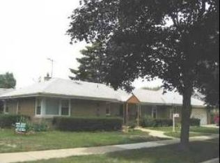 7300 Lamon Ave, Skokie, IL 60077