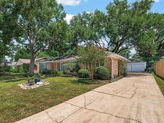 4th image of 8507 Langdon Ln