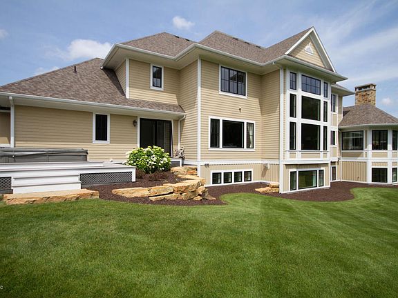 4th image of 5885 Montreux Hills Dr NE