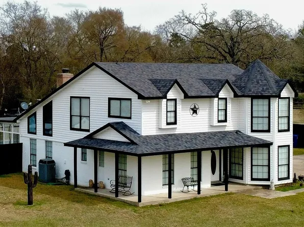 1828 State Highway 75 N, Huntsville, TX 77320