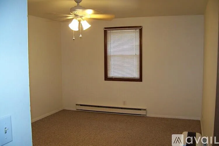 206 N Parkway Dr #B — Photo 6