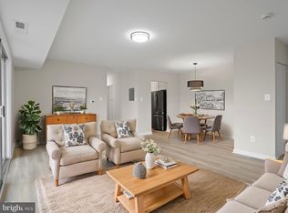 10167 Fair Woods Dr #311, Fairfax, VA 22030