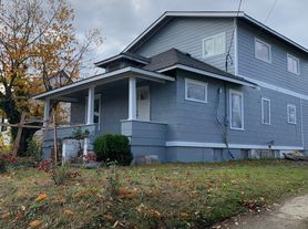 1221 Warren Ave, Bremerton, WA