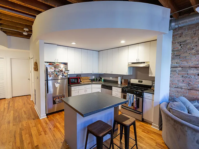 1826 N Milwaukee Ave #2FN — Photo 5