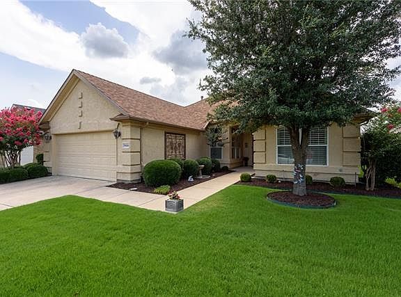 2nd image of 9416 Orangewood Trl
