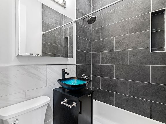 5th image of 421 W 57th St APT 2E