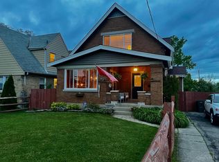 4910 Ferguson Pl, Cincinnati, OH 45238