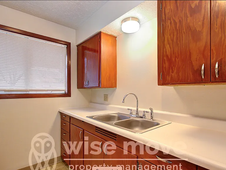 2605 E Mill Plain Blvd — Photo 9