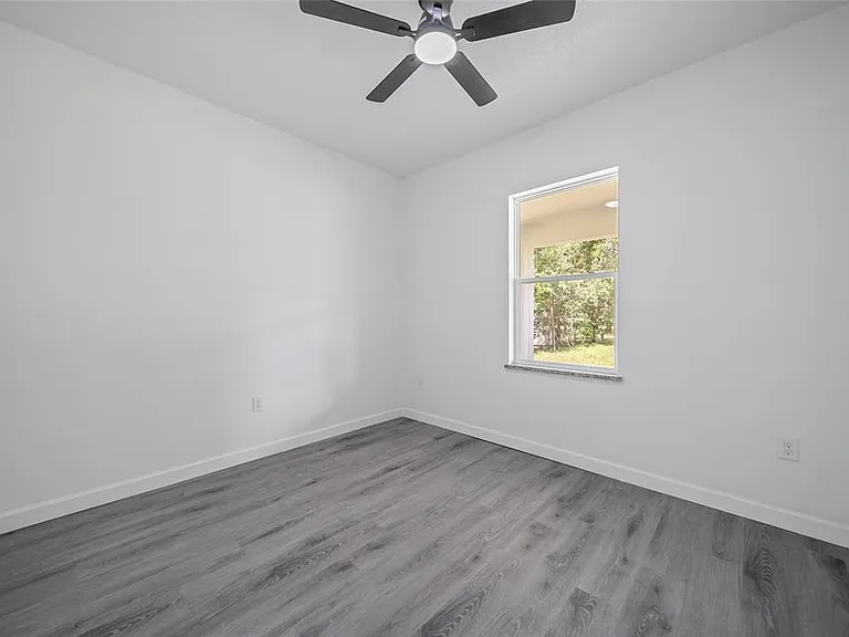 3908 Garienda Ave — Photo 23