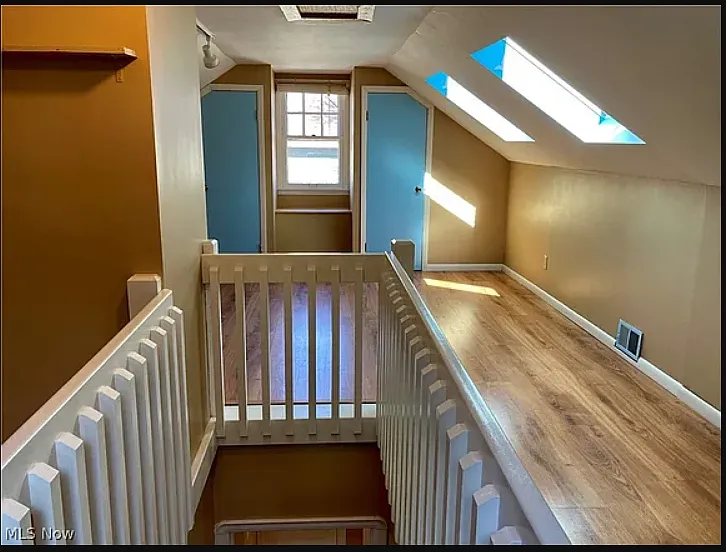Upstairs main bedroom with 2 closets