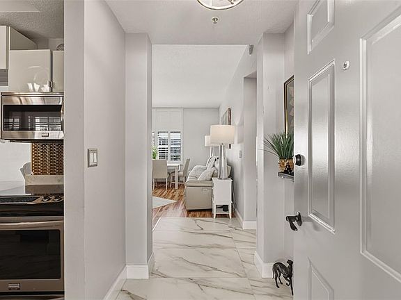 5th image of 3730 Cadbury Cir APT 631