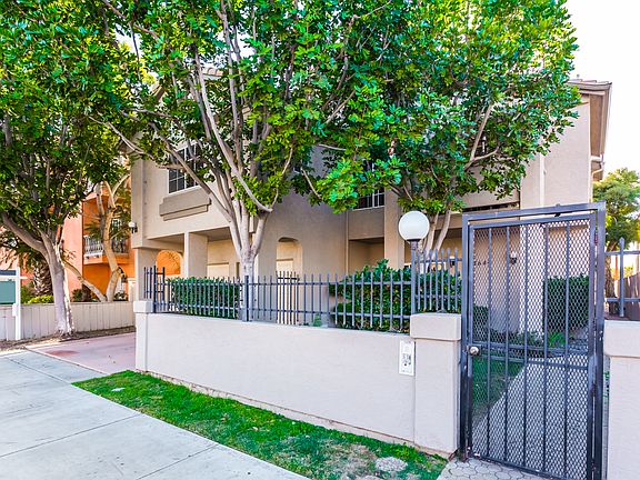 3rd image of 3644 3rd Ave Unit 3