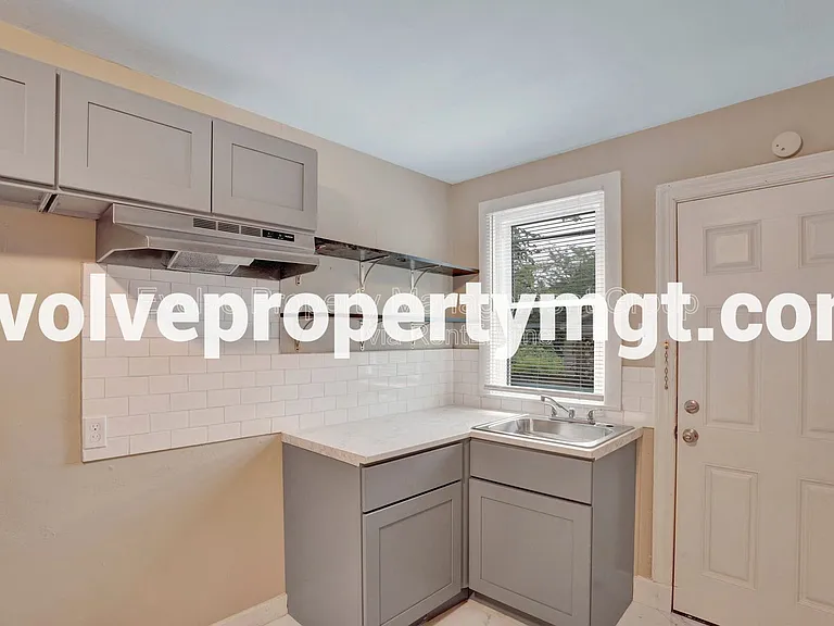 4089 Tutwiler Ave — Photo 5