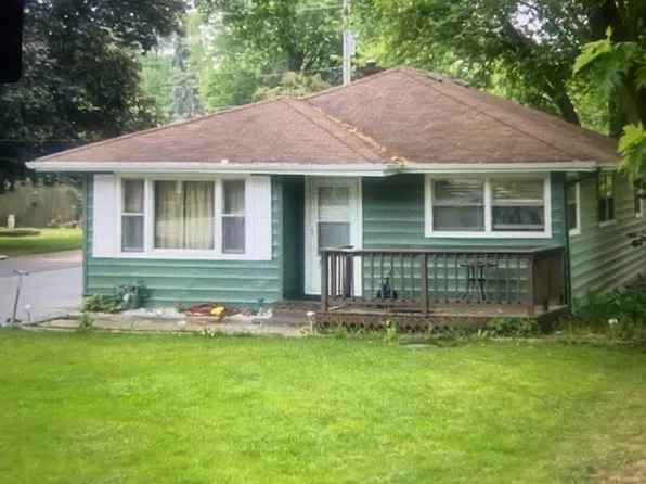 2433 Chevy Chase Dr, Joliet, IL 60435