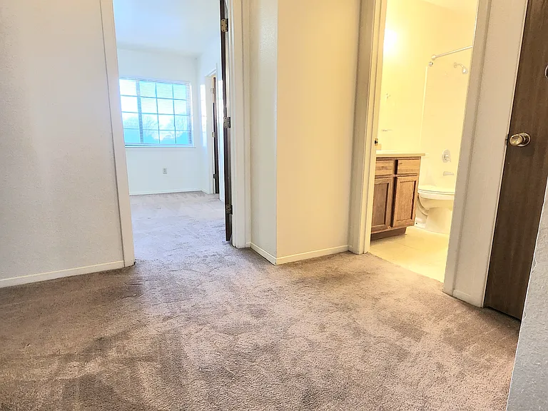 312 Fireball Dr — Photo 10