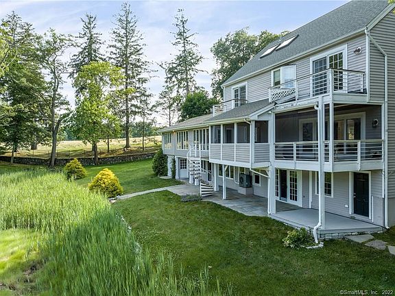 3rd image of 152 Goodwives River Rd