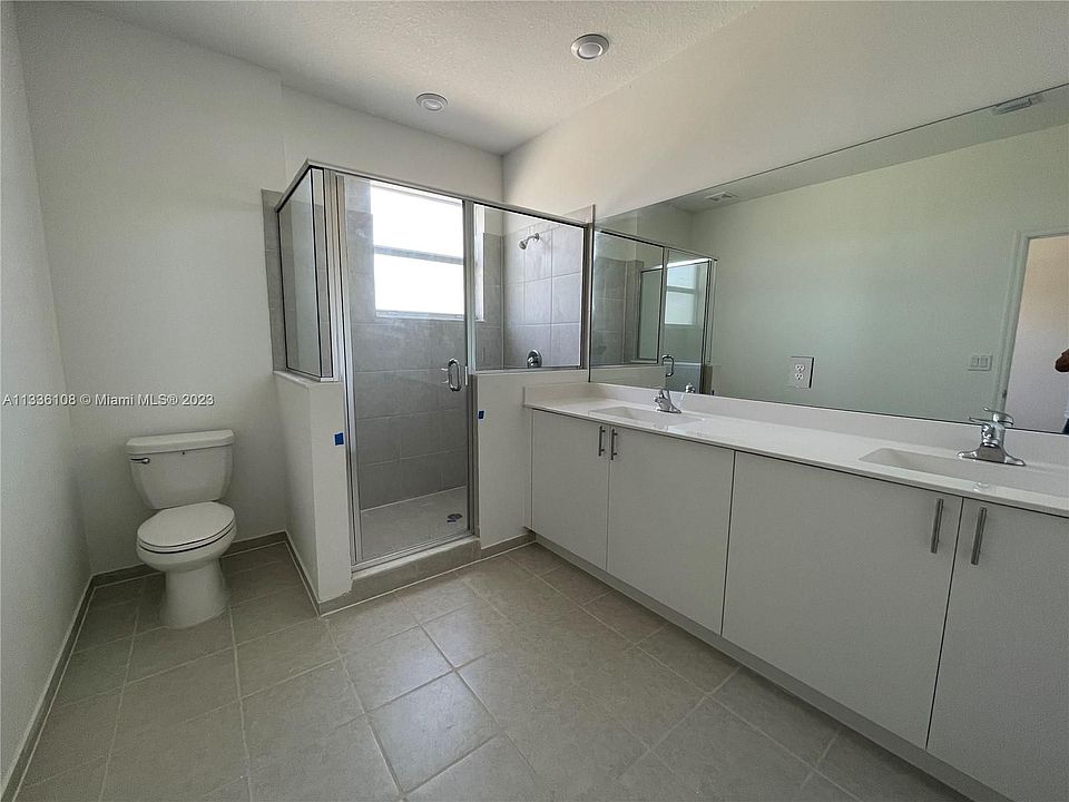 1st image of 2641 SE 10th St #2641