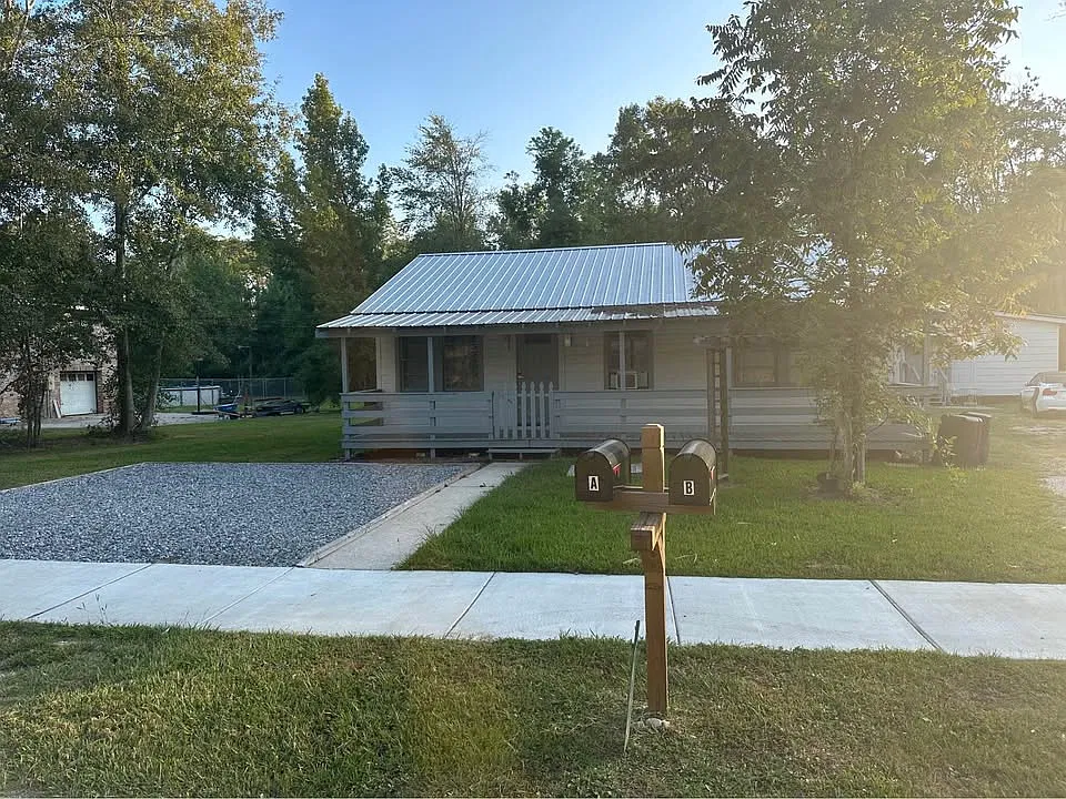 814 Old Ponchatoula Hwy — Photo 1