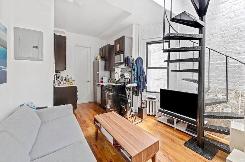 1st image of 26 Vandam St APT 5RE