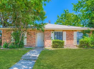 9117 Fairmont Cir, Rowlett, TX 75088