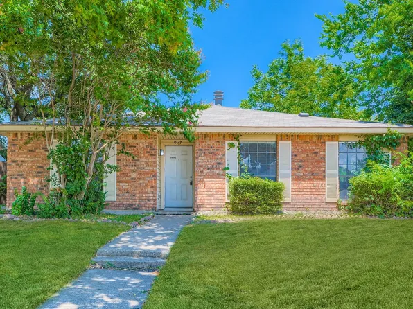 9117 Fairmont Cir, Rowlett, TX 75088