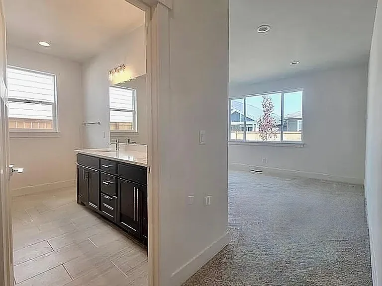 1604 Wyatt Earp Ct — Photo 17