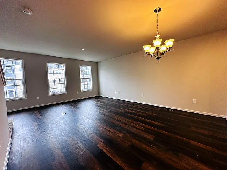 273 Willowshire Ct — Photo 8
