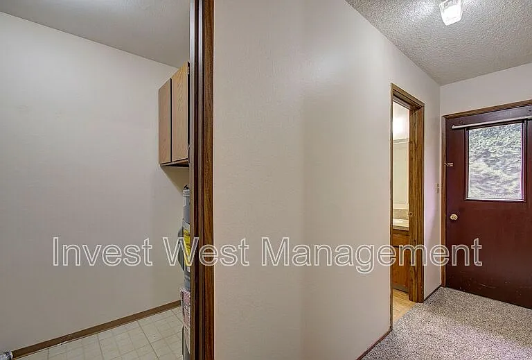 854 SE Washougal River Rd — Photo 12