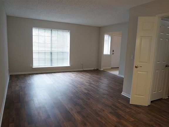 3rd image of 8823 High Haven Dr