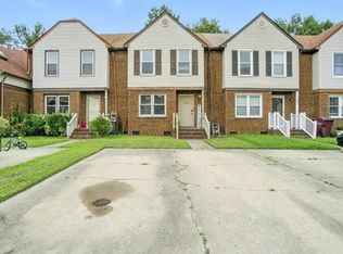 2333 Meadows Lndg #1, Chesapeake, VA 23321