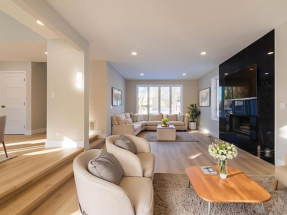 5th image of 3437 Summerhill Dr