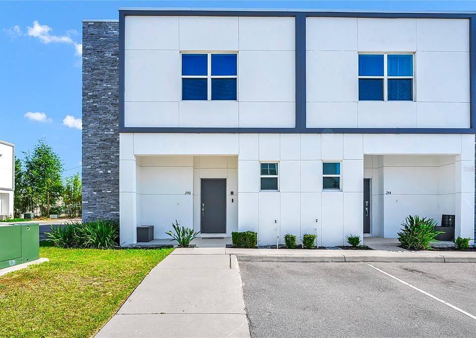 1st image of 240 FAMAGUSTA DRIVE