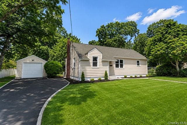 1st image of 1340 Manor Lane