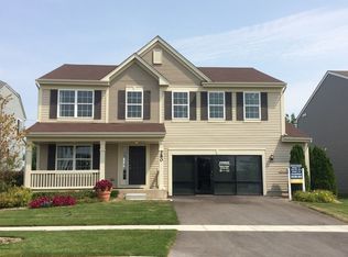 280 Minuet Cir, Volo, IL 60073