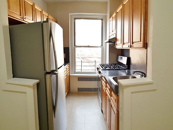 4th image of 42-15 81st St #4G