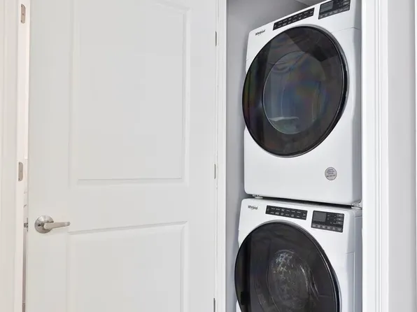 68-02 Jay Avenue image 6 of 17