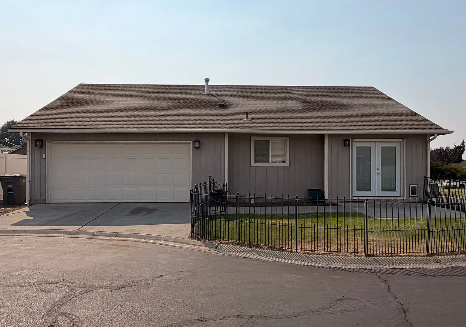 Kennewick Location on Quiet Cul-de-Sac! 3 bed, 2 ba — Photo 2