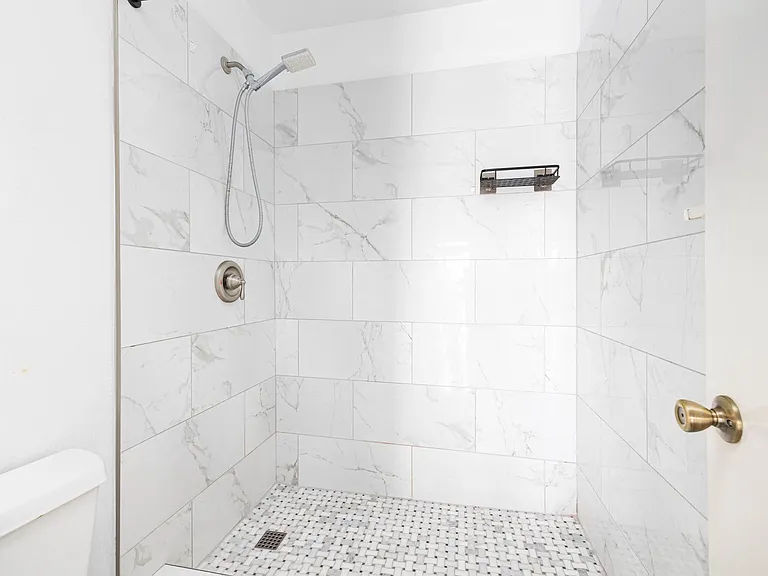6924 Hyde Park Dr #107 — Photo 3