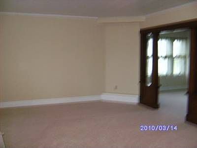 2nd image of 532 Orchard Ave
