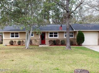 9116 Meadowlark Ave, Ocean Springs, MS 39564