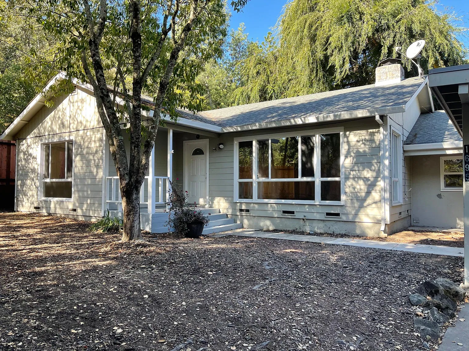 3 bed, 1508 sqft, $3,295 — Photo 2